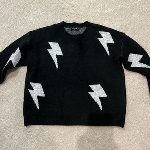Storia Lightning Bolt Sweater